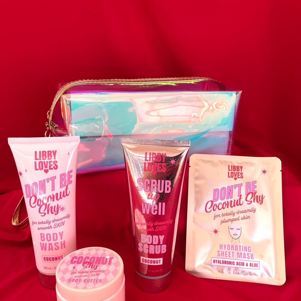 New Libby Loves Toiletries Bag and Skin Care Products (plus free bracelet)